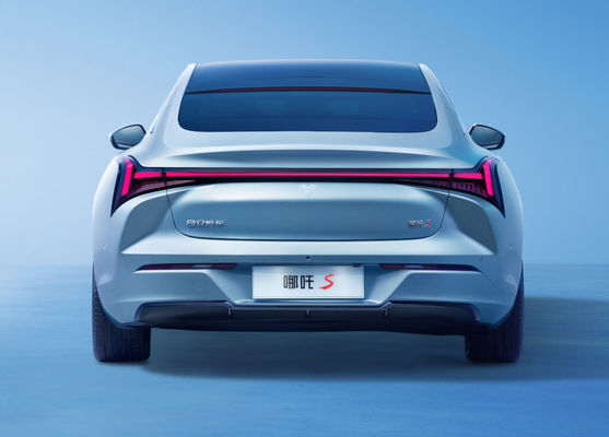 170kw elektrische sport Neta EV auto 4 zitplaatsen 715km uithoudingsvermogen